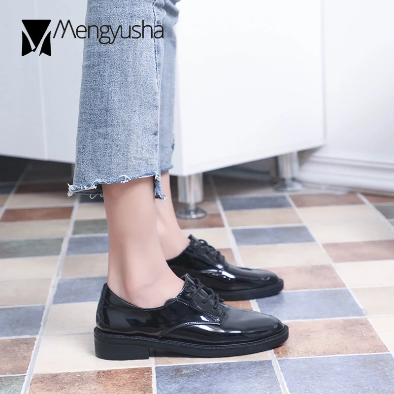 Женские туфли оксфорды на шнуровке Осенние полуботинки из жапанной кожи с