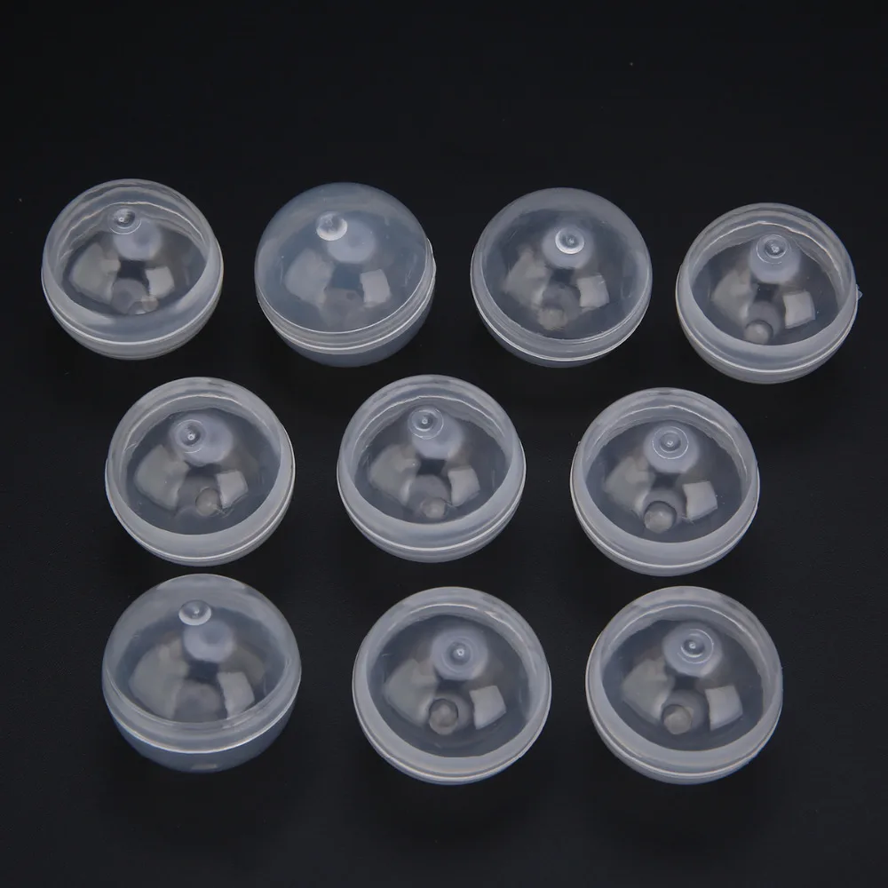 Рисунок 2 - Прозрачные игрушечные капсулы для продажи