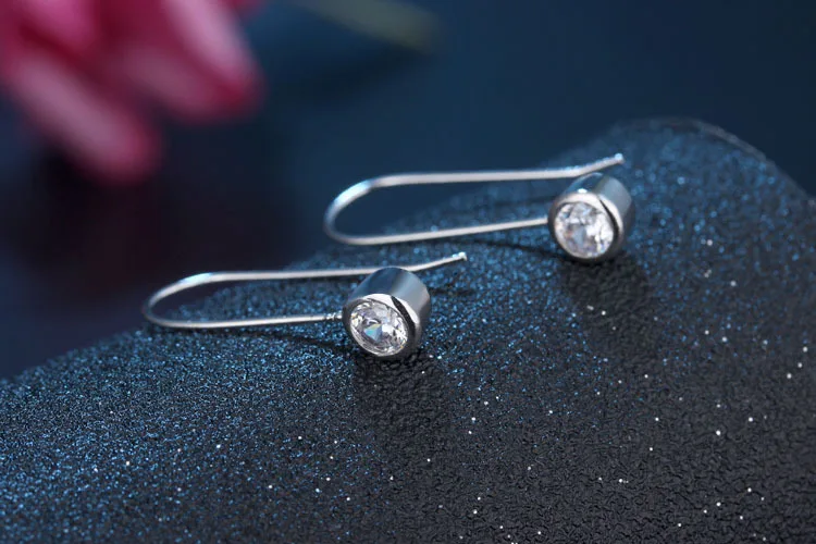 Женские серьги-подвески из серебра 925 пробы с фианитами | Украшения и аксессуары