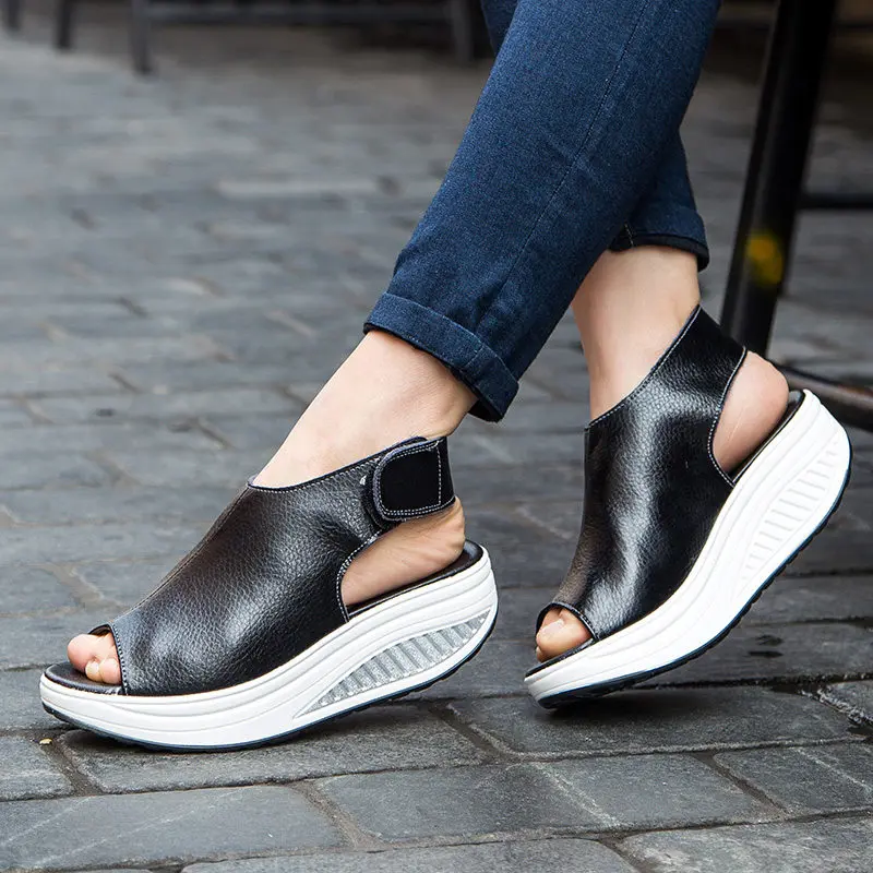

Lzzf Women Shoes Sandals leather Sandals Summer Flip Flops 2018 High Quality Flat wedges Sandals Gladiator Sandalias Mujer 5CM