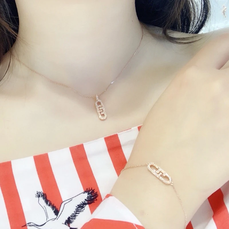 

Aazuo Real Diamonds 100% 18K Rose Gold Ellipse Free Pendent Necklace gifted for Women Wedding Link Chain Au750