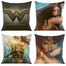 Наволочка для дивана с принтом Wonder Woman декоративная наволочка