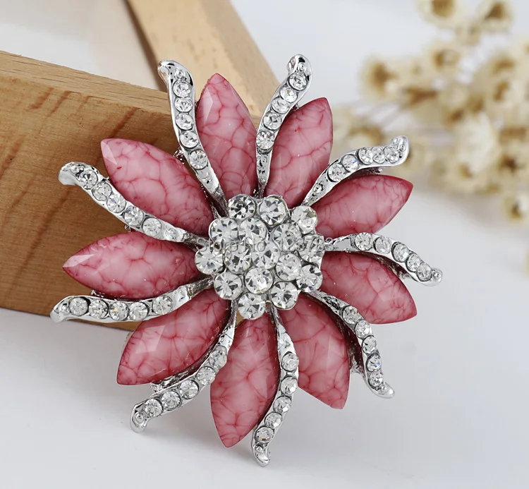 Новинка 2017 модная Нежная брошь из горного хрусталя смолы геометрический цветок