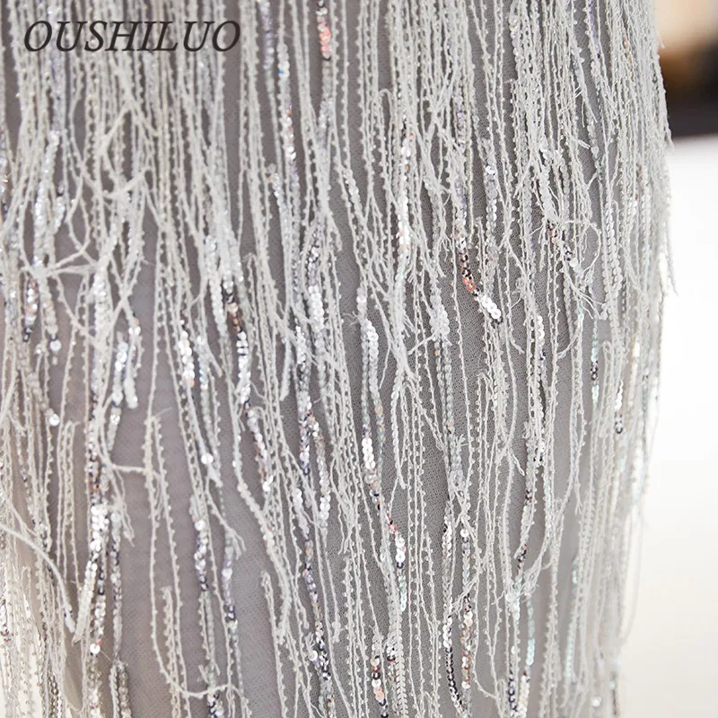 Сексуальное вечернее платье русалки с v образным вырезом и открытой спиной серое