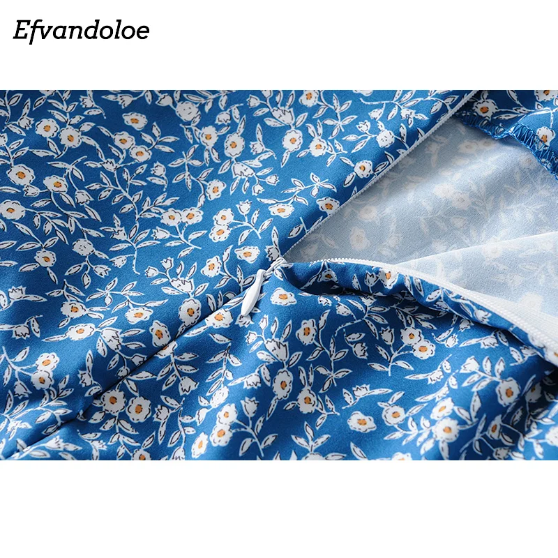 Женское платье без бретелек Efvandoloe голубое с открытыми плечами и цветочным