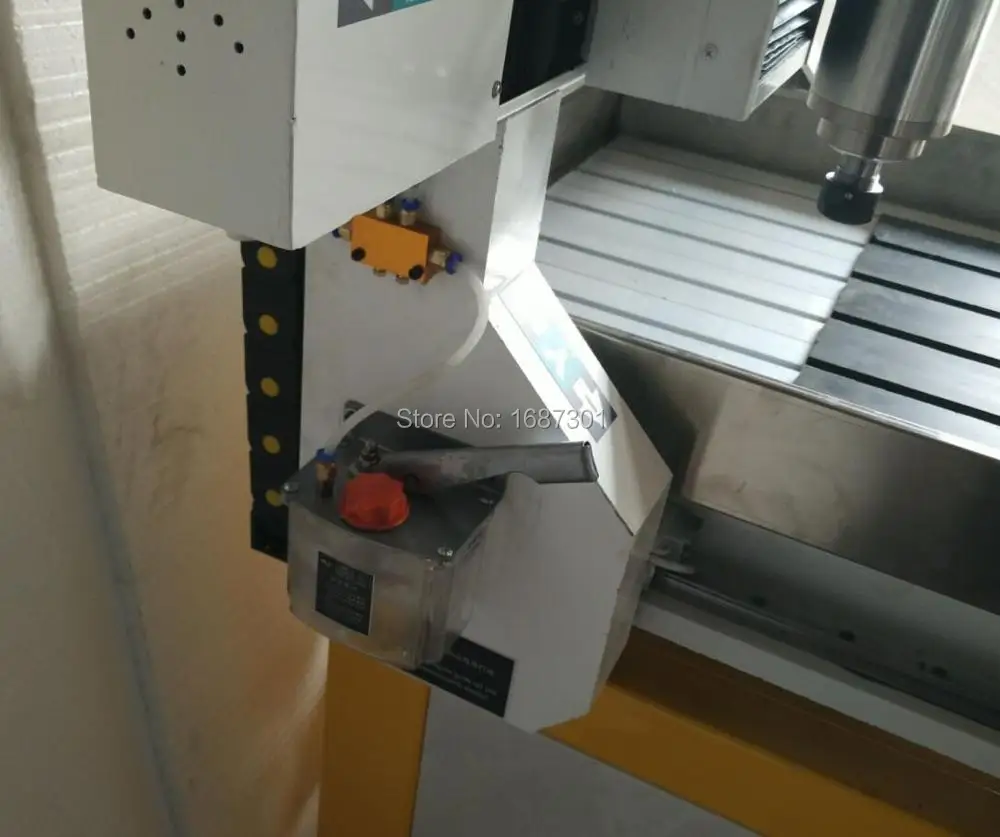 Китае производство 3 оси фрезерный станок с чпу 6090 для алюминия дерева/резьба по