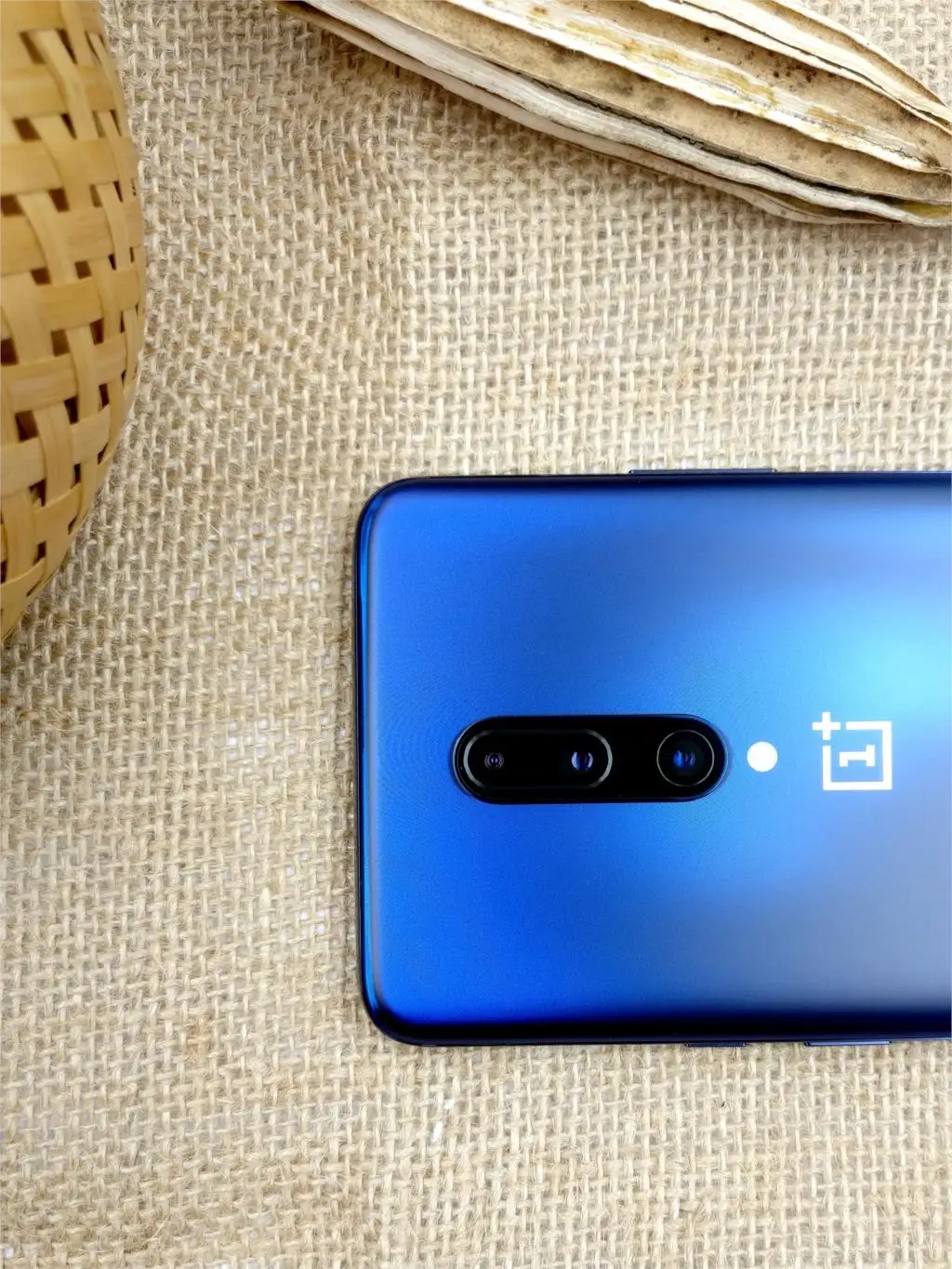 Global ROM Oneplus 7 Pro Snapdrago 855 Dual SIM 6GB/8GB/12GB RAM 128GB/256GB ROM Pop-up front camera 90 Hz Refresh Rate 6.67"2K