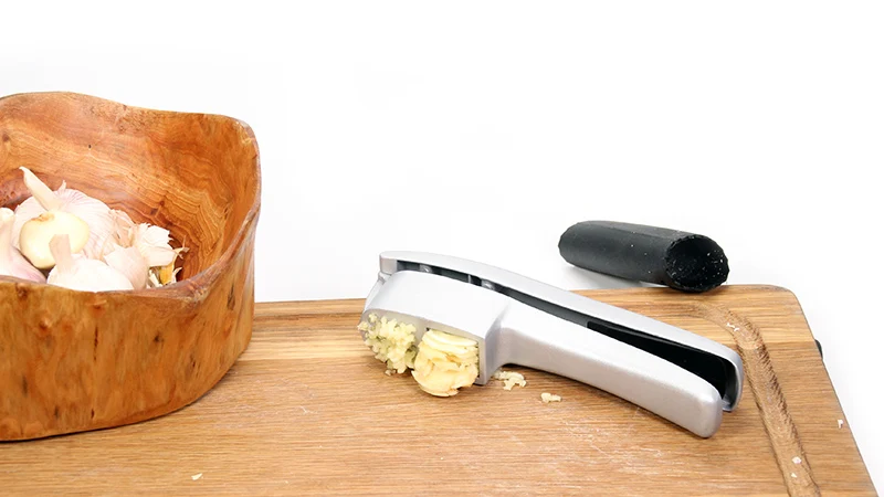 Пресс для чеснока и слайсер 2 в 1-алюминиевая мясорубка для чеснока и имбиря и слайсер-с нарезкой и помолом-кухонные инструменты