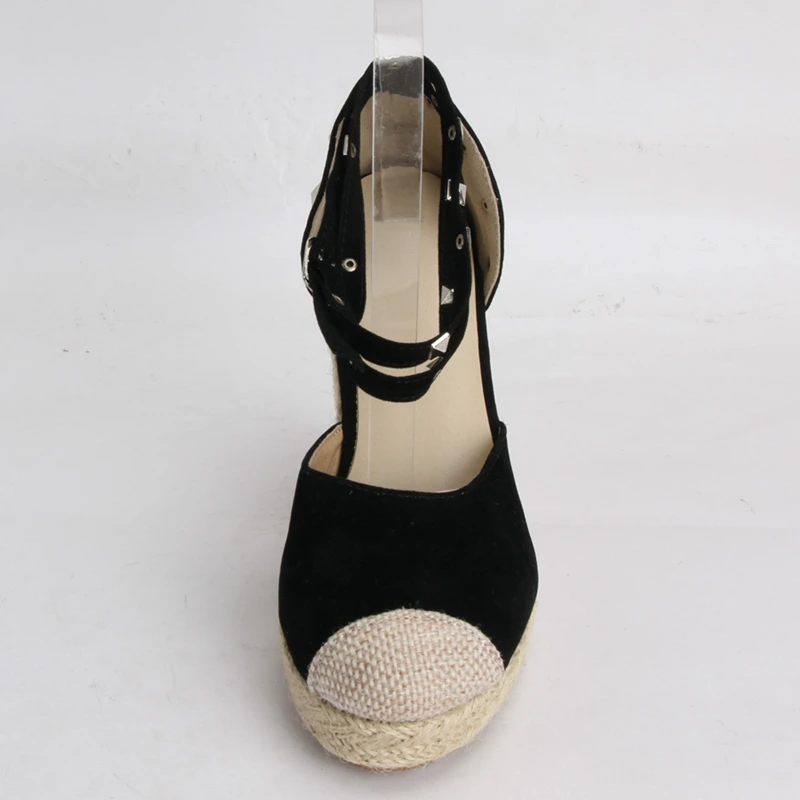 ASILETO женские босоножки на танкетке с заклепками вечерние летние туфли