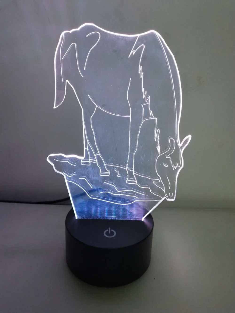 Фото Бесплатная доставка 3D единорог лошадь 7 видов цветов Ночник LED сенсорный пульт USB Бесплатная доставка 3D единорог лошадь 7 видов цветов Ночник LED сенсорный пульт USB
