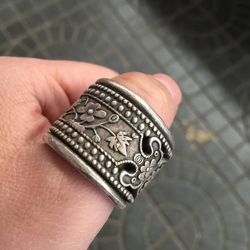 hot sell new - free shipping India and Nepal chinese Old Beautiful Tibet miao Silver turn Mantra luck nice Thumb Ring | Украшения и