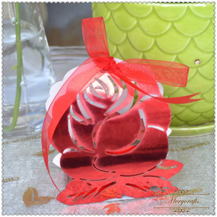 

2017 laser cut rose paper design candy boxes for wedding decoration