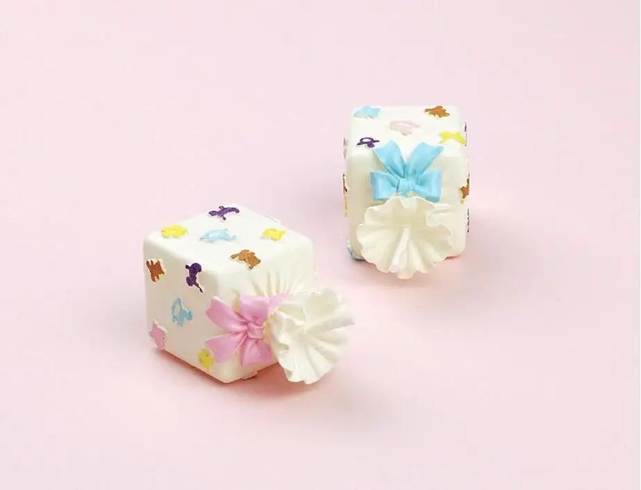 (Упаковка из 10 свечей) Подарочная Бездымная Свеча в форме коробки с мультяшным