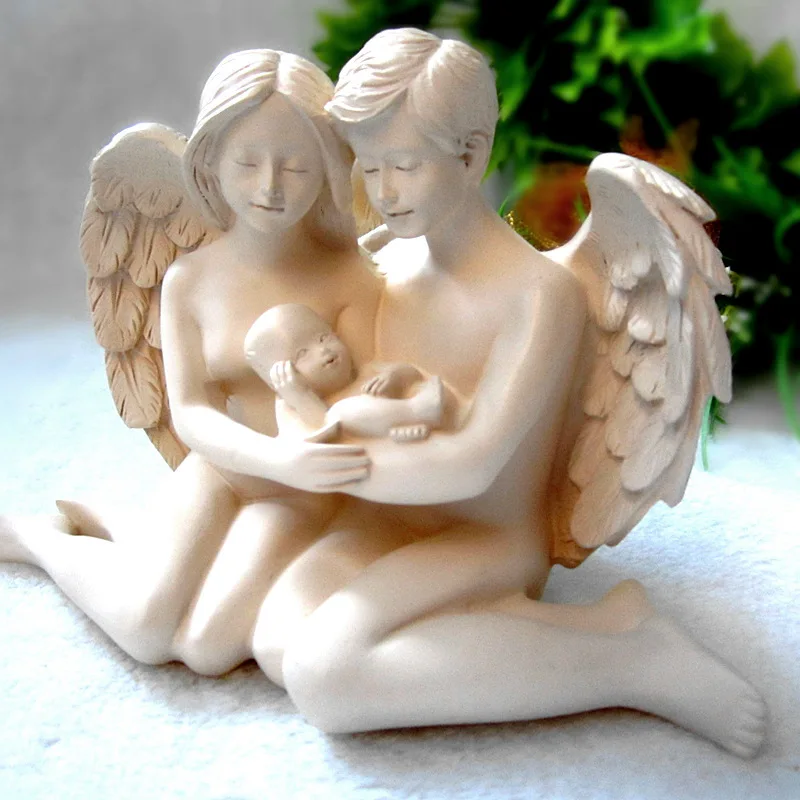 Купидон Ангел пара держать ребенка декоративные изделия из смолы счастливой
