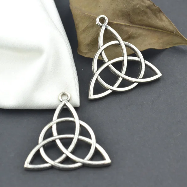 50 шт./лот Античные тибетские серебряные подвески металлические triquetra подходят