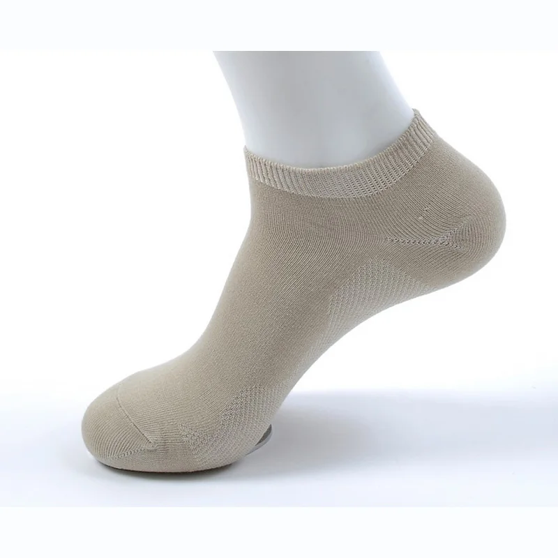 Новинка 2020 года бесплатная доставка весенне летние модные однотонные носки для
