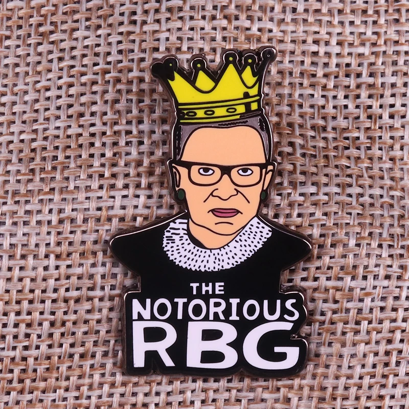 Фото Знаменитость RBG корт Рут Бадер гинсбург феминистский феминизм борьба судьба значок на воротник для юриста Подарочная эмалированная булавк... №1