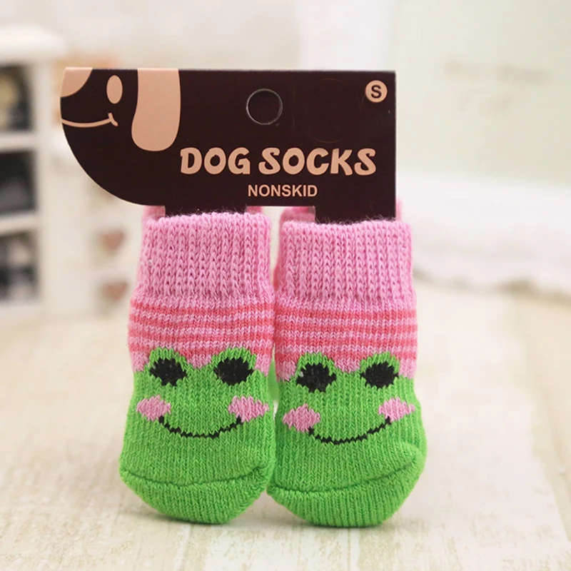 The new 4 pcs / lot = 1 sets Cartoon Socks for dog safe Pet Dog Doggy Shoes Lovely Soft Warm Knitted dogs |