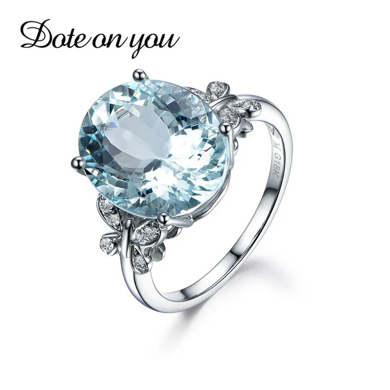 Великолепные кольца в виде бабочек из чистого голубого камня с большим камнем