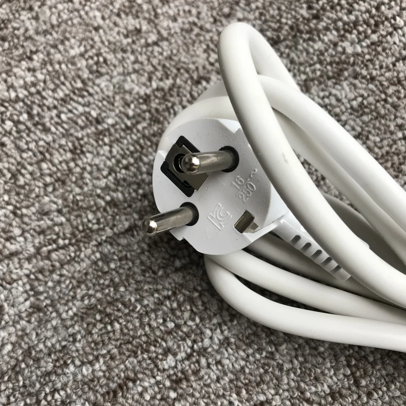 

EU Standard Power Strip Wall Power Socket Kitchen Office Desktop Socket 250V 10A Socket Eu With Extension 1.5M Cable