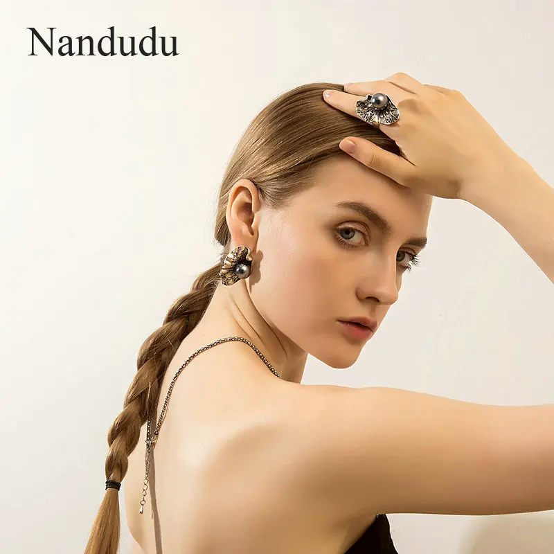 Nandudu новинка круглый черный жемчуг антикварные серьги для женщин тайское серебро