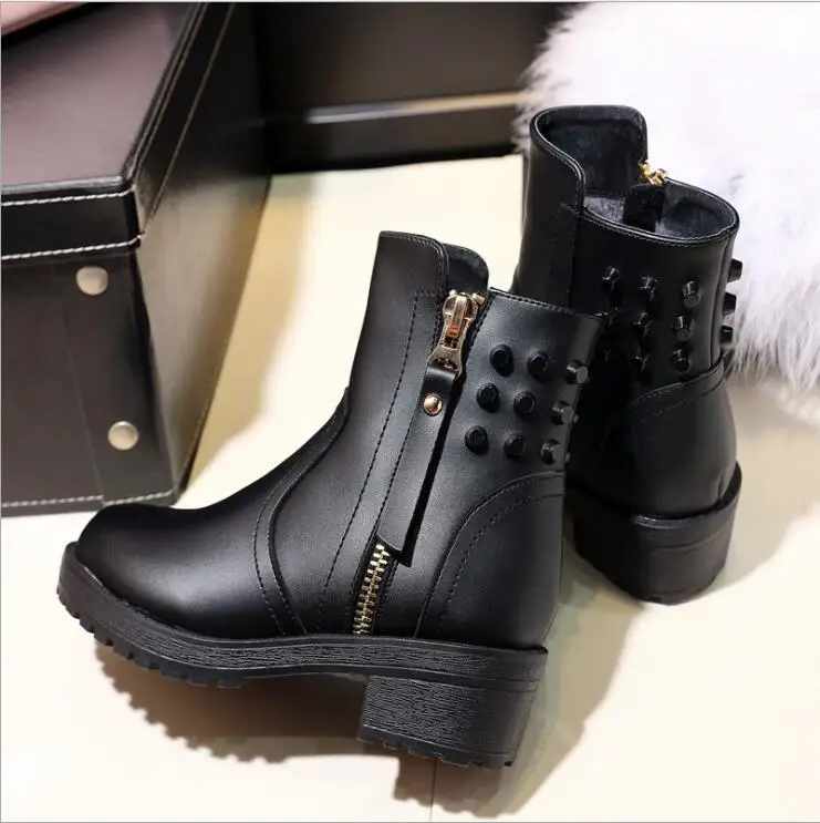 Женская мода Сапоги Боковой Молнии Лодыжки сапоги Заклепки обувь женская на