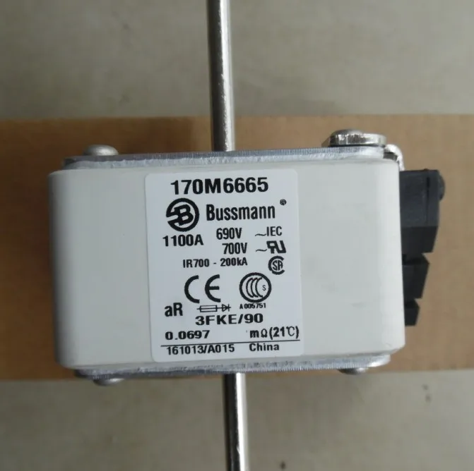 Предохранители: 170M6670 1800A 690 В (3FKE/90) / 170M6770 (3FKE/115) aR|Перемычки| |