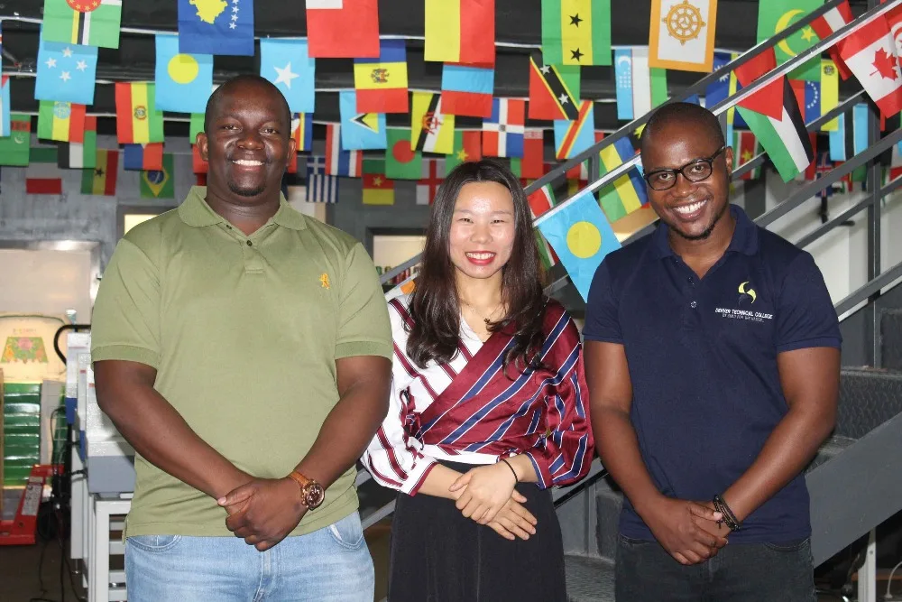 Двойная головка 15 игл для вышивальной машины футболок цены сделано в