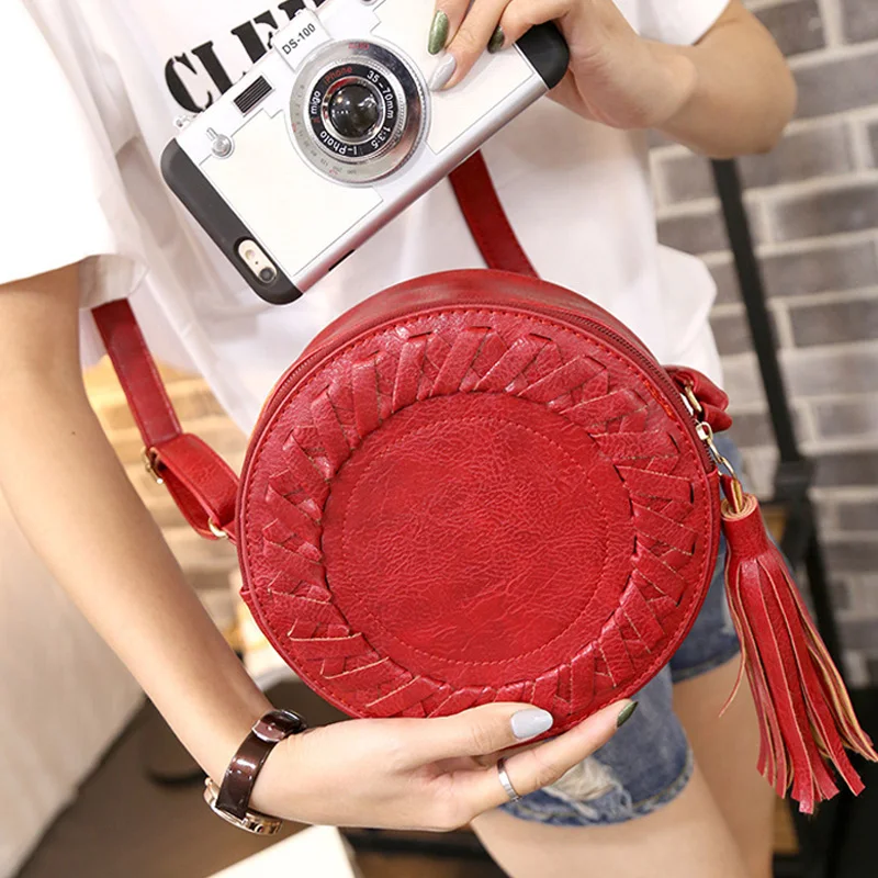 Новые модные женские сумки с кисточками и круглым плетением через плечо милые |