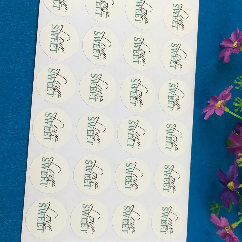 300 шт./лот 3 см круглые клейкие этикетки с принтом Love is Sweet для упаковки ювелирных