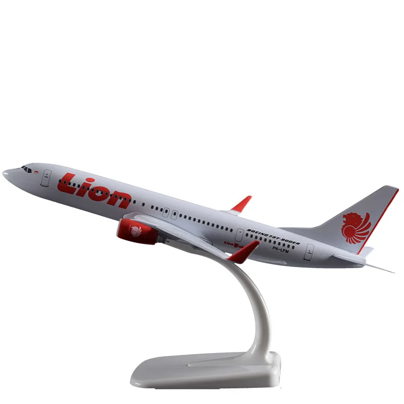 Модель самолета воздушно воздушного льва 20 см B737 модель Боинг 737 авиакомпании