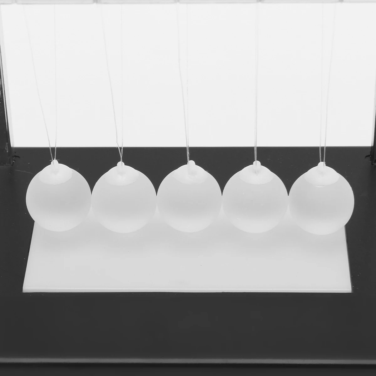 Люлька LBLA Newtons светодиодная Светильник ка кинетика энергия для дома и офиса