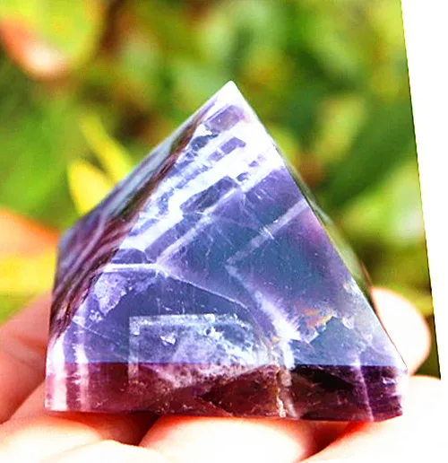 

TOP!!! 67g Natural Dream Amethyst Quartz Crystal Pyramid Healing China