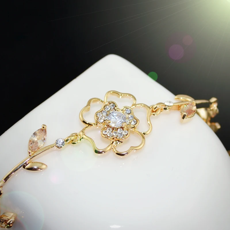 W232 AAA Цирконий Trefoil цветок женские браслеты Роскошные ювелирные изделия оптом 2017