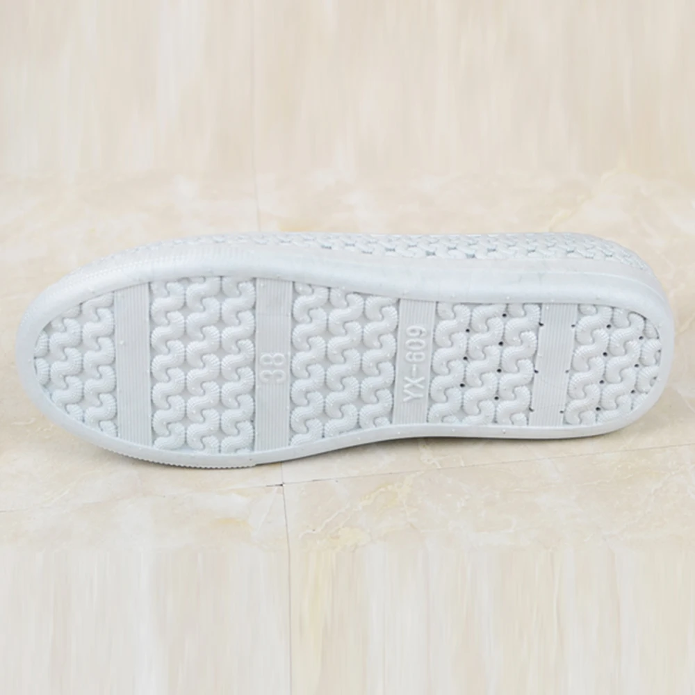 

New Arrival Nurse Shoes Soft Bottom Breathable Women's Medical Shoes Dental Hospital Clog Lab Workwear Shoes Medical Accessories