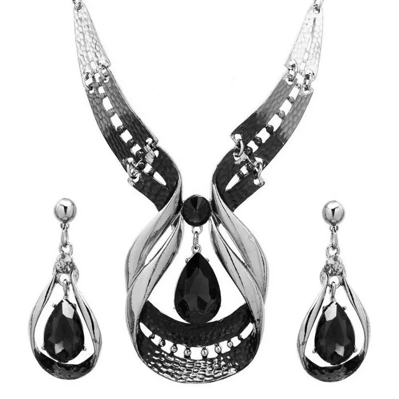 Женский набор украшений колье с синими крупными кристаллами колье-чокер