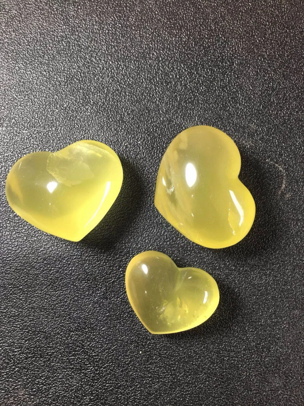 

New natural lemon crystal heart, yellow crystal heart, lovers accessories