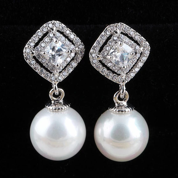 Серьги из серебра 925 пробы с цирконом и жемчугом
