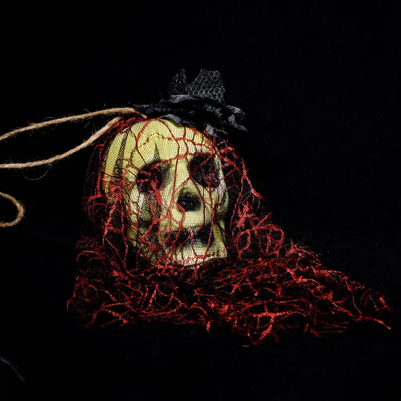 1Pc Halloween Bar Haunted House Party Decoration Horror Bleeding Ghost Skull Pendant Props Hanging |