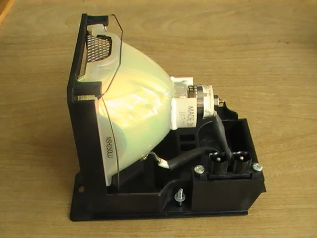 Совместим с FD630U FD630U-G WD620U WD620U-G XD600U XD600LP для Mitsubishi VLT-XD600LP 280/0.9 E20.8E E20.8 лампа проектора
