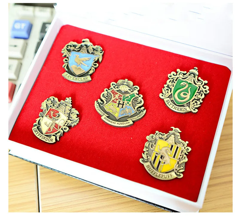 Хогвартс школьный Гриффиндор Слизерин Ravenclaw Hufflepuff символ металлический бейдж