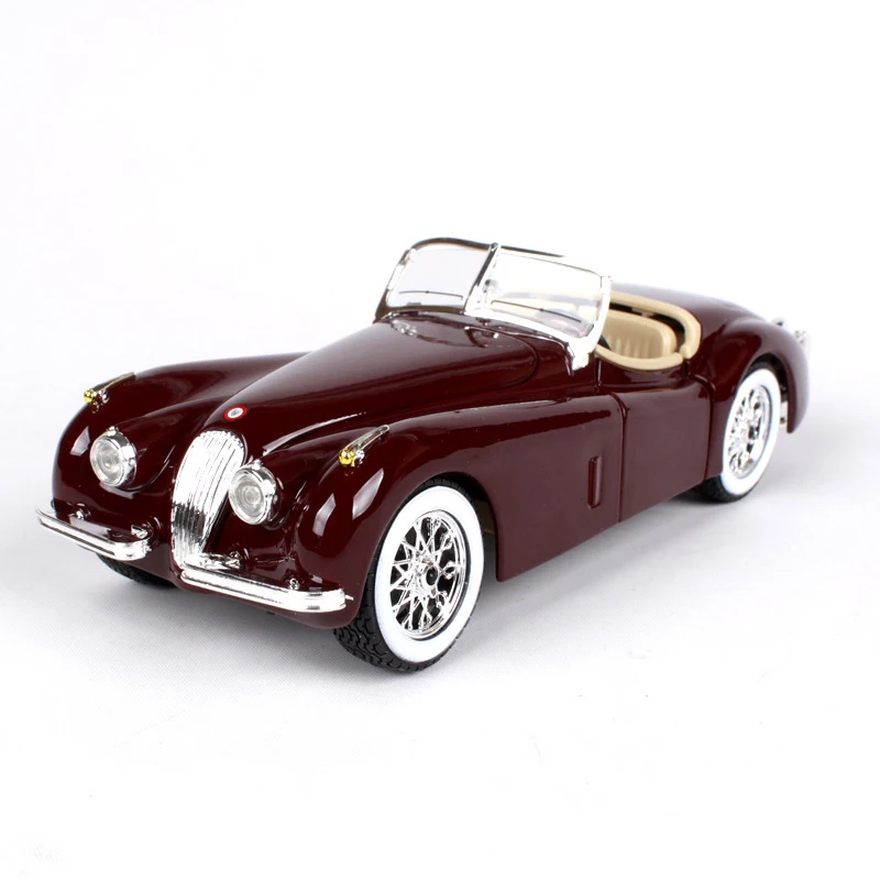 

Bburago 1:24 diecast Car 1951 XK 120 Roadster Red Classic Cars 1:24 Alloy Car Metal Vehicle Collectible Models toys For Gift