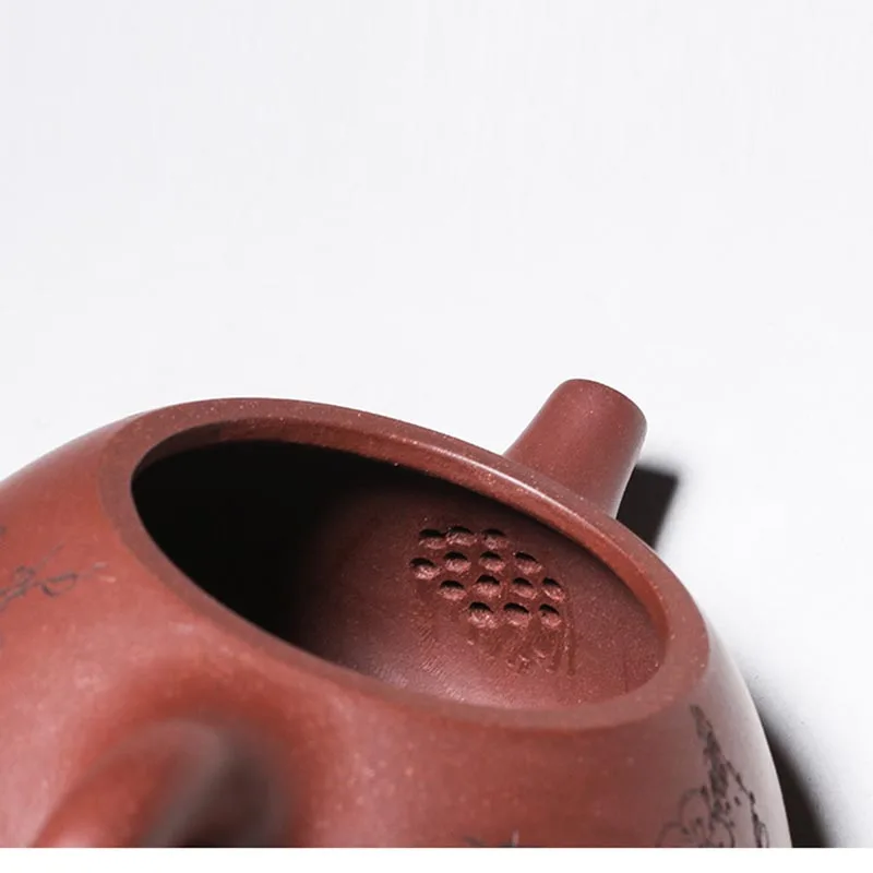 

230ML Yixing Purple Clay Teapot Plum Blossom Pattern Raw Ore Zi Mud Stone Scoop Pot Drinkware Office Puer Oolong Tea Kettle Gift