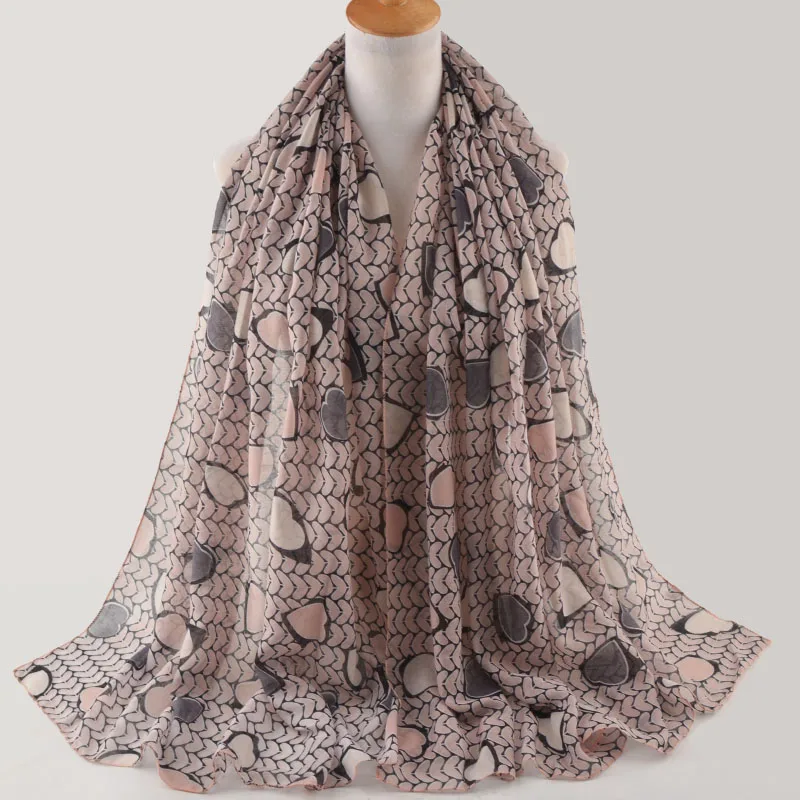 

Women 2019,love print scarf,british style,Muslim hijab,head scarf,shawls and scarves,cotton viscose hijab,shawls wrap,women cape