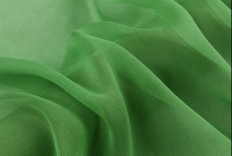 

Howmay 100% pure silk fabric georgette 8m/m 138cm 54" grass green color 64# lightweight soft tulle for dress or scarf