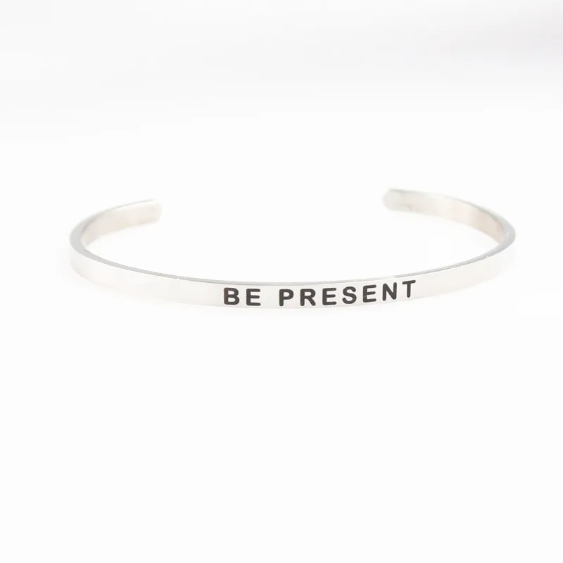 Позитивные цитаты гравировкой Нержавеющая сталь браслет Для женщин мужчины