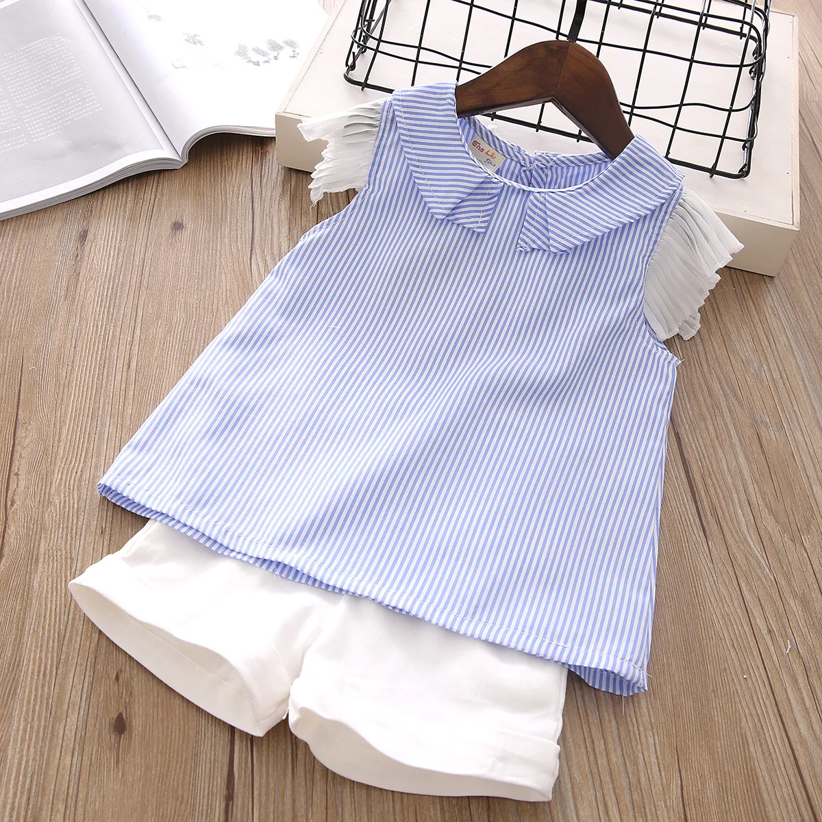 Детская одежда Новинка лета 2019 полосатая шифоновая рубашка без рукавов и белые