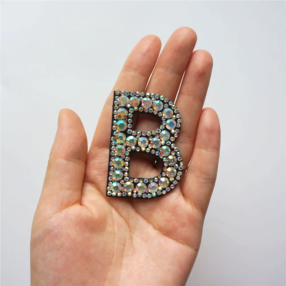 E буквы Стразы ABC Алфавит пришить утюжок на патчи Радуга Сияющие Значки для имени