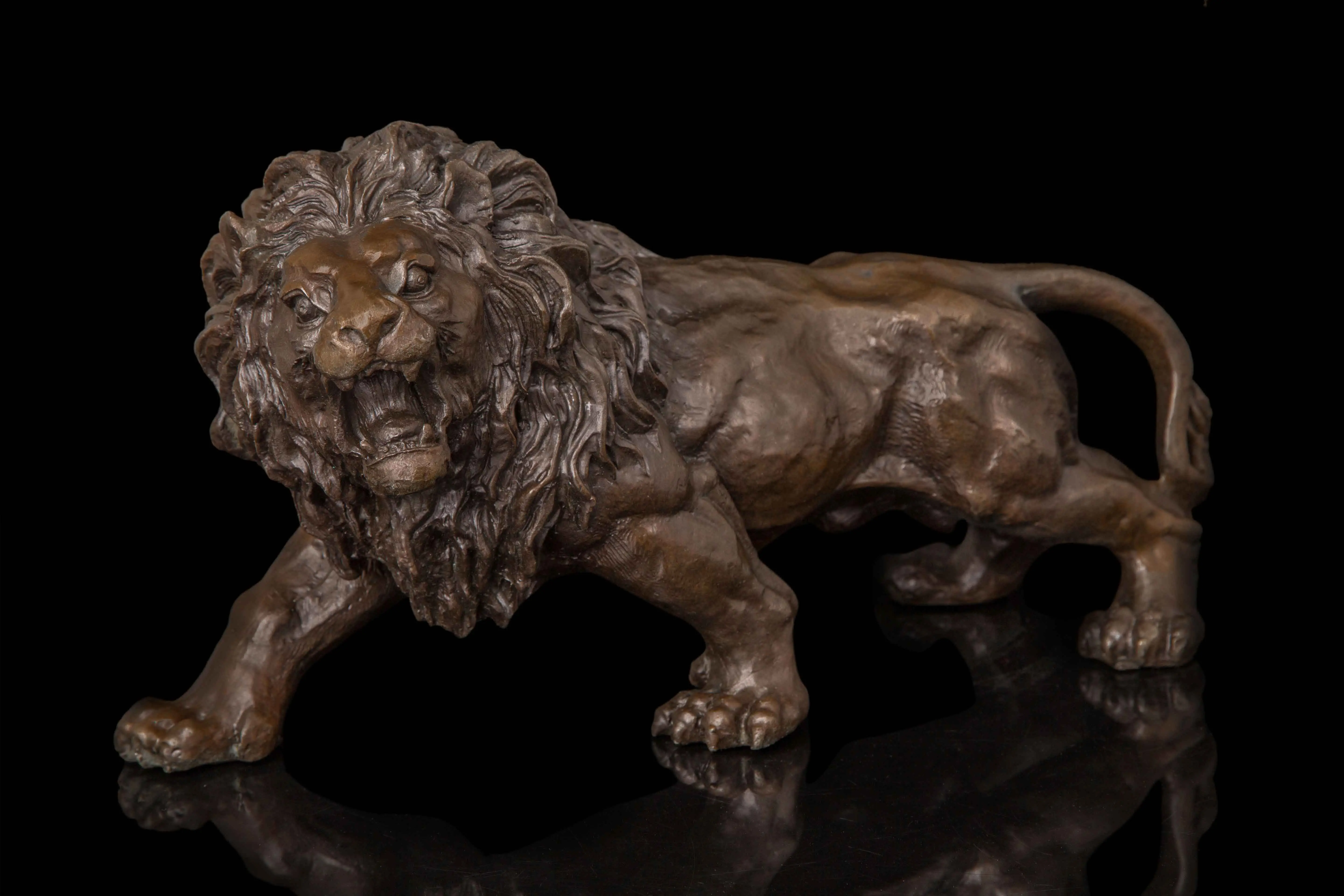 

He was Home Furnishing bronze ornaments office animal sculpture gifts lion DW-132