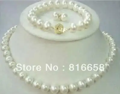 

Natural 9-10mm White Freshwater Pearl Necklace Bracelet & Earring